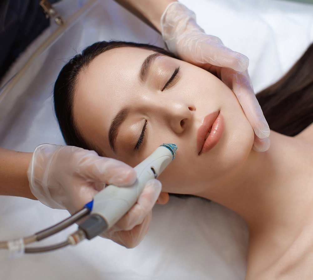 Experience Hydration Like Never Before: HydraFacial in Dubai